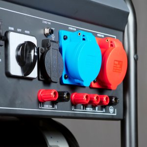 Бензиновый генератор FUBAG BS 7500 XD ES DUPLEX в Ханты-Мансийске фото