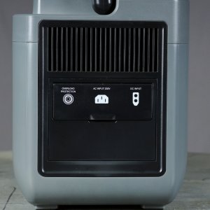 Портативная электростанция FUBAG AS 2400i (аккумулятор LiFePO4) в Ханты-Мансийске фото